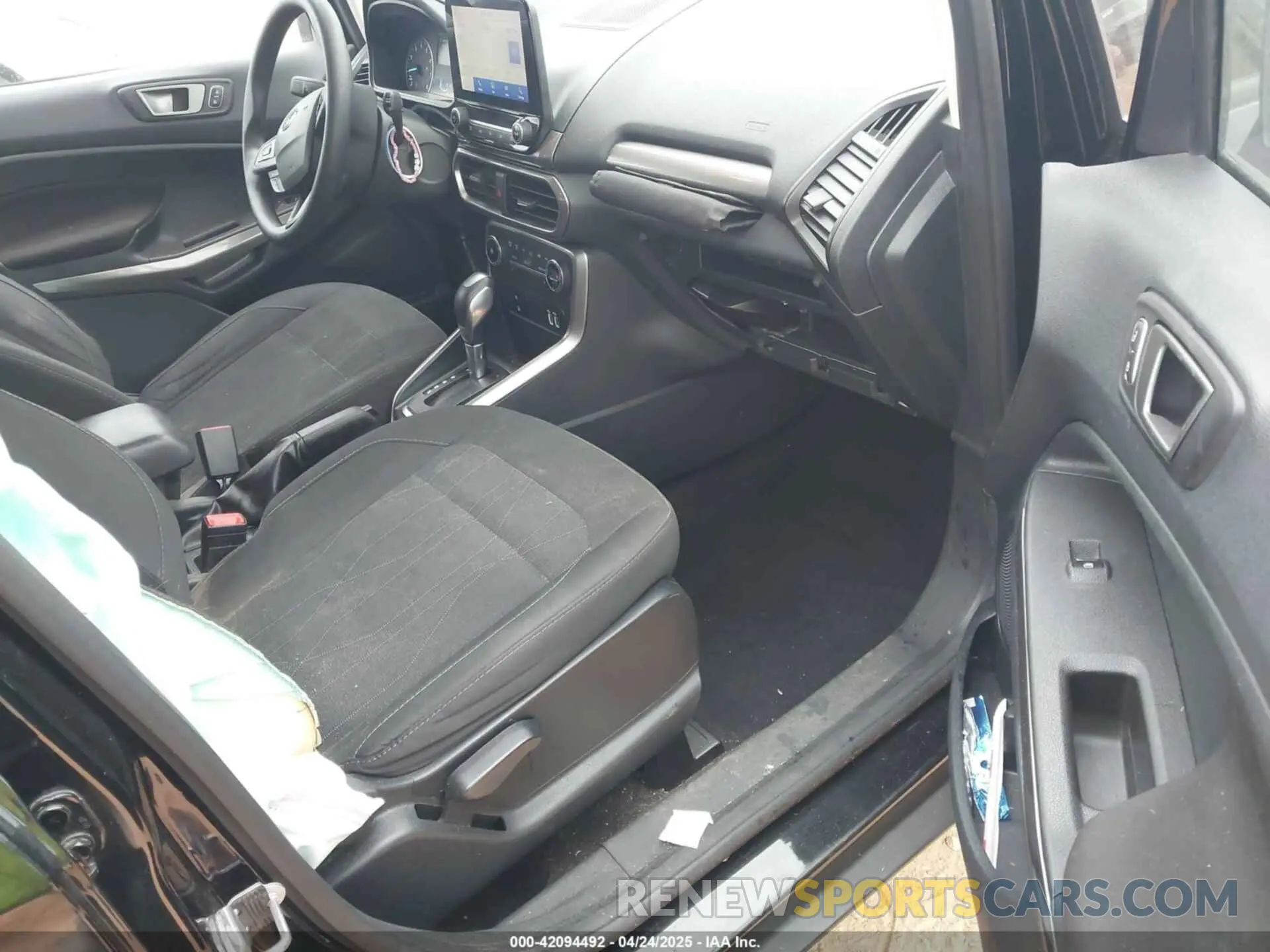 5 fotografías del automóvil dañado MAJ3S2GE6MC456731 FORD ECOSPORT 2021