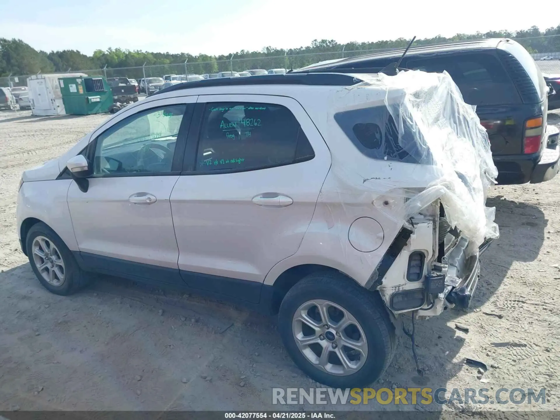 14 fotografías del automóvil dañado MAJ3S2GE7MC399763 FORD ECOSPORT 2021