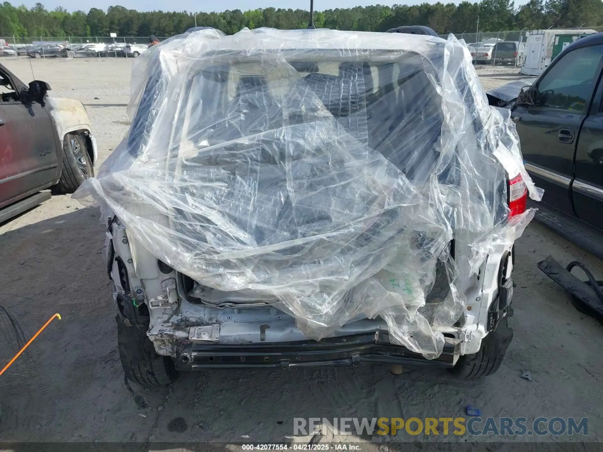 16 fotografías del automóvil dañado MAJ3S2GE7MC399763 FORD ECOSPORT 2021