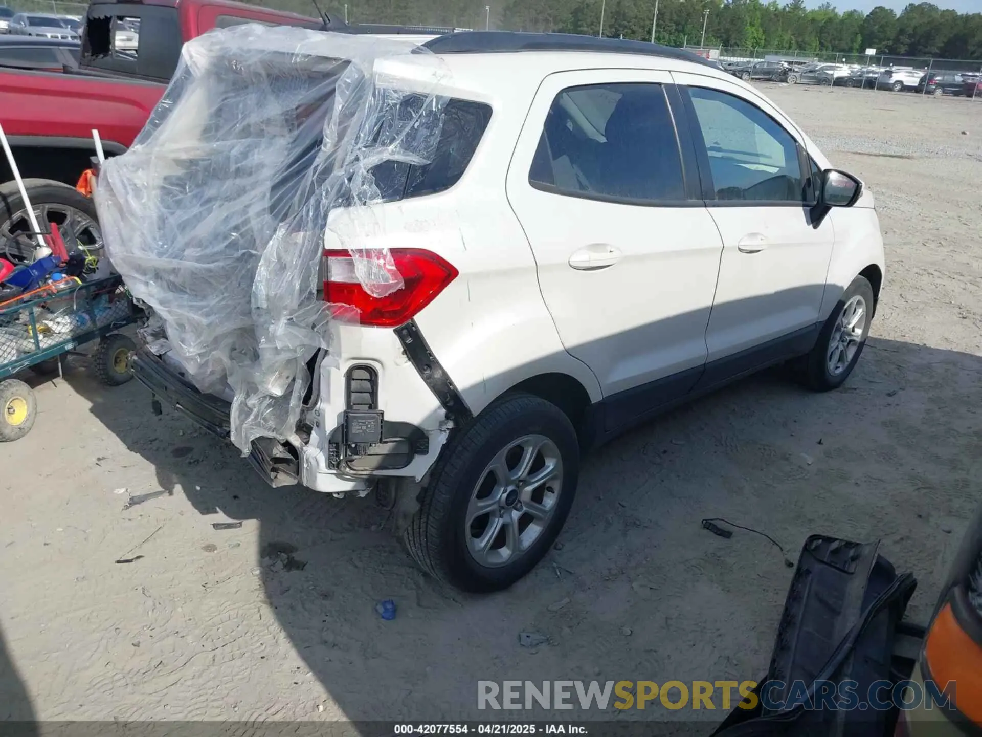 4 fotografías del automóvil dañado MAJ3S2GE7MC399763 FORD ECOSPORT 2021
