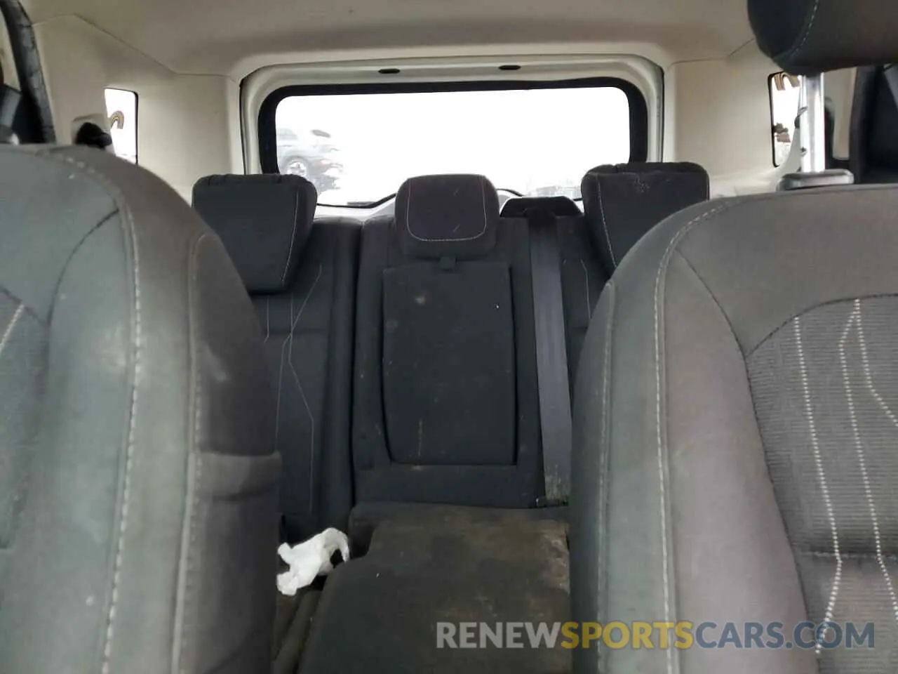 10 fotografías del automóvil dañado MAJ3S2GE7MC400099 FORD ECOSPORT 2021