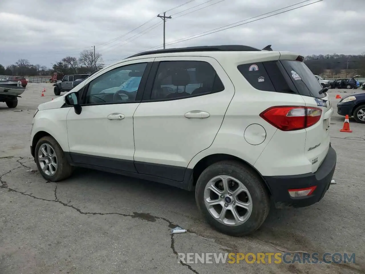 2 fotografías del automóvil dañado MAJ3S2GE7MC400099 FORD ECOSPORT 2021