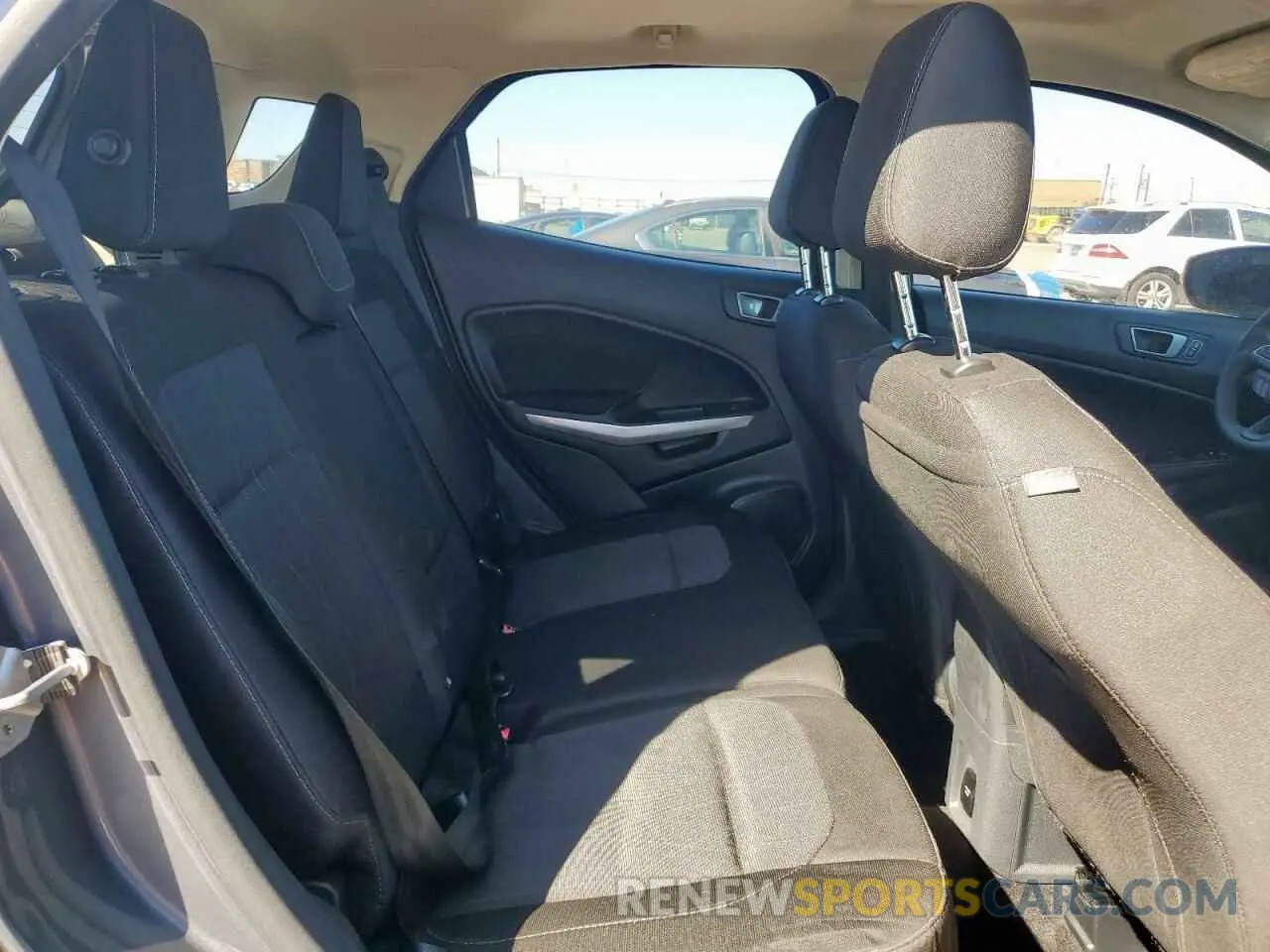 11 fotografías del automóvil dañado MAJ3S2GE7MC406422 FORD ECOSPORT 2021