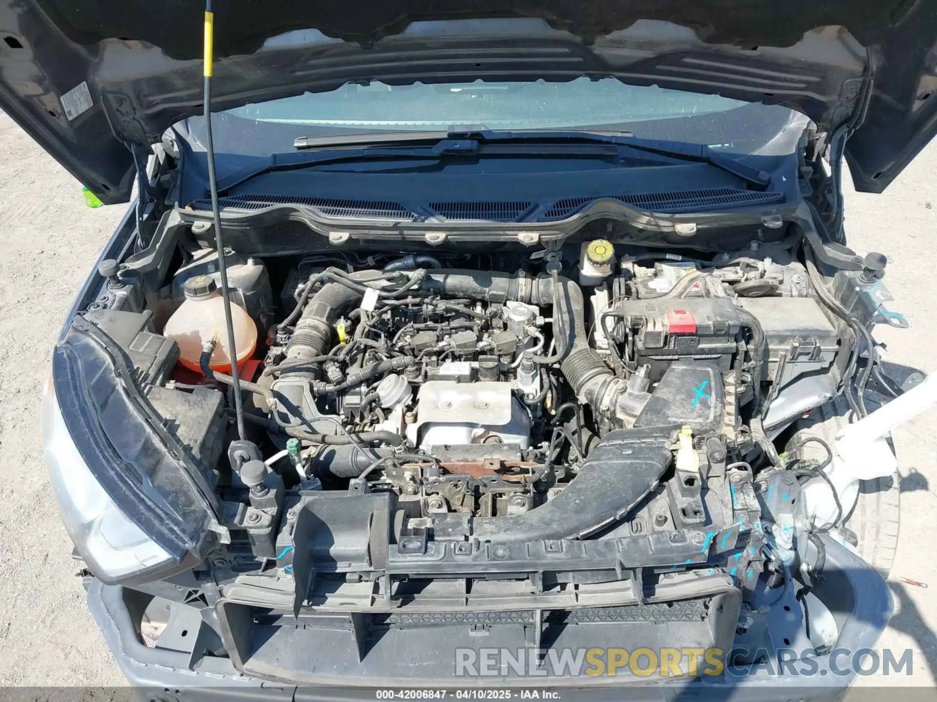 10 fotografías del automóvil dañado MAJ3S2GE7MC412432 FORD ECOSPORT 2021