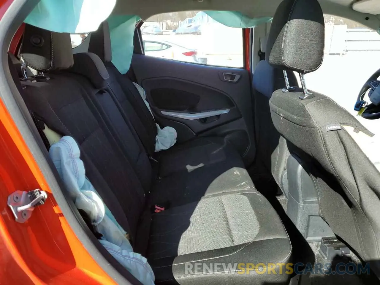 11 fotografías del automóvil dañado MAJ3S2GE8MC408423 FORD ECOSPORT 2021