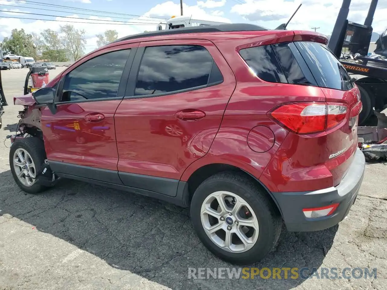 2 fotografías del automóvil dañado MAJ3S2GE9MC399425 FORD ECOSPORT 2021