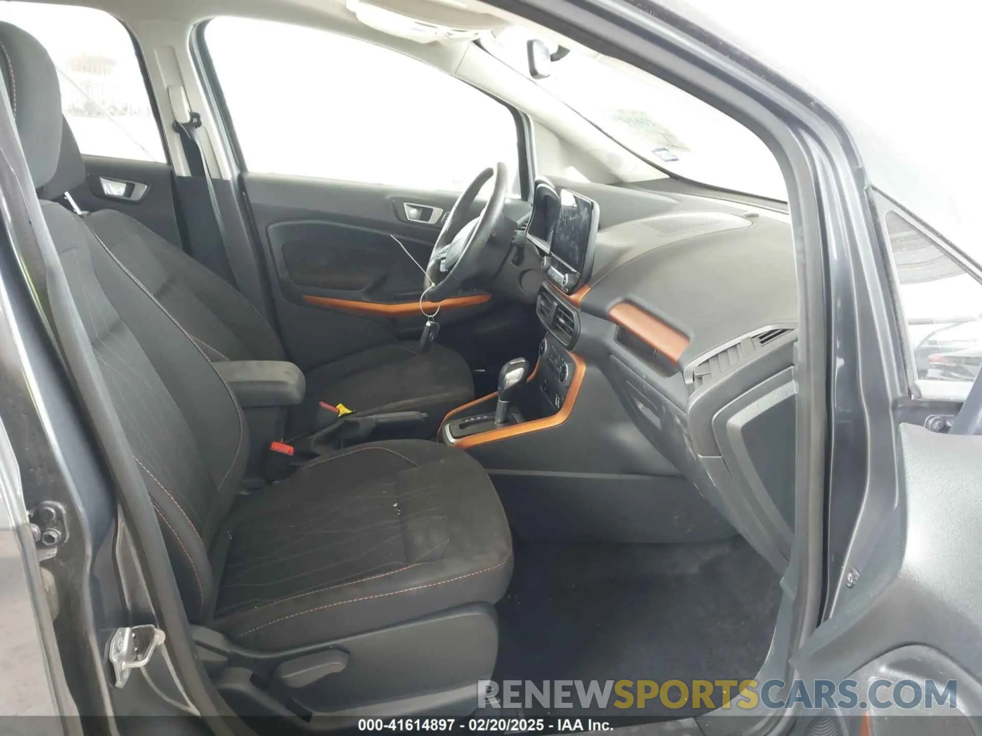 5 fotografías del automóvil dañado MAJ3S2GE9MC451944 FORD ECOSPORT 2021