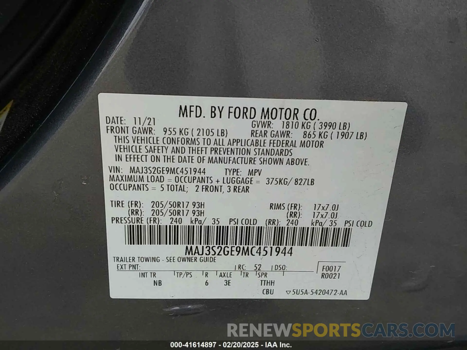 9 fotografías del automóvil dañado MAJ3S2GE9MC451944 FORD ECOSPORT 2021