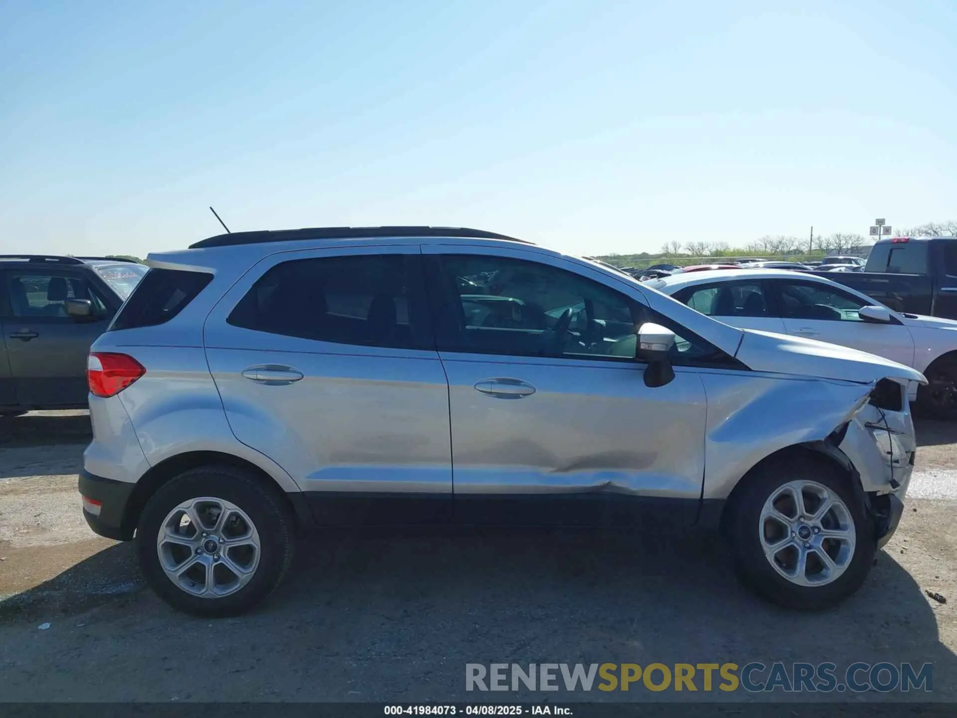 14 fotografías del automóvil dañado MAJ3S2GE9MC455900 FORD ECOSPORT 2021