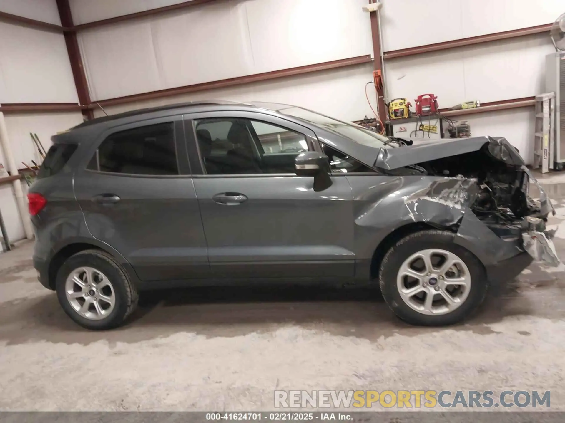14 fotografías del automóvil dañado MAJ3S2GEXMC417219 FORD ECOSPORT 2021