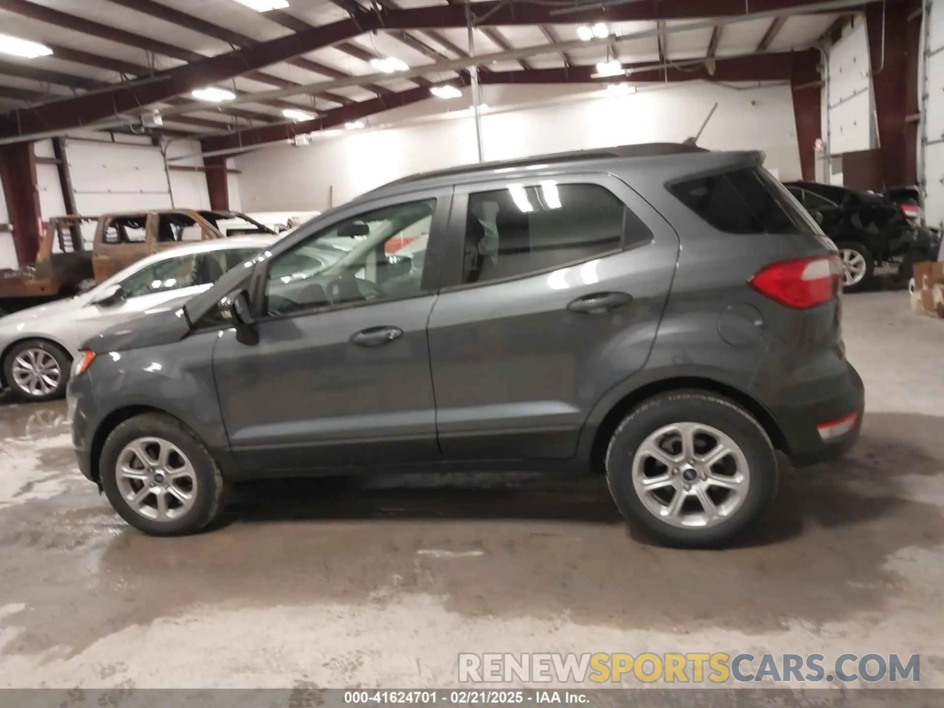 15 fotografías del automóvil dañado MAJ3S2GEXMC417219 FORD ECOSPORT 2021