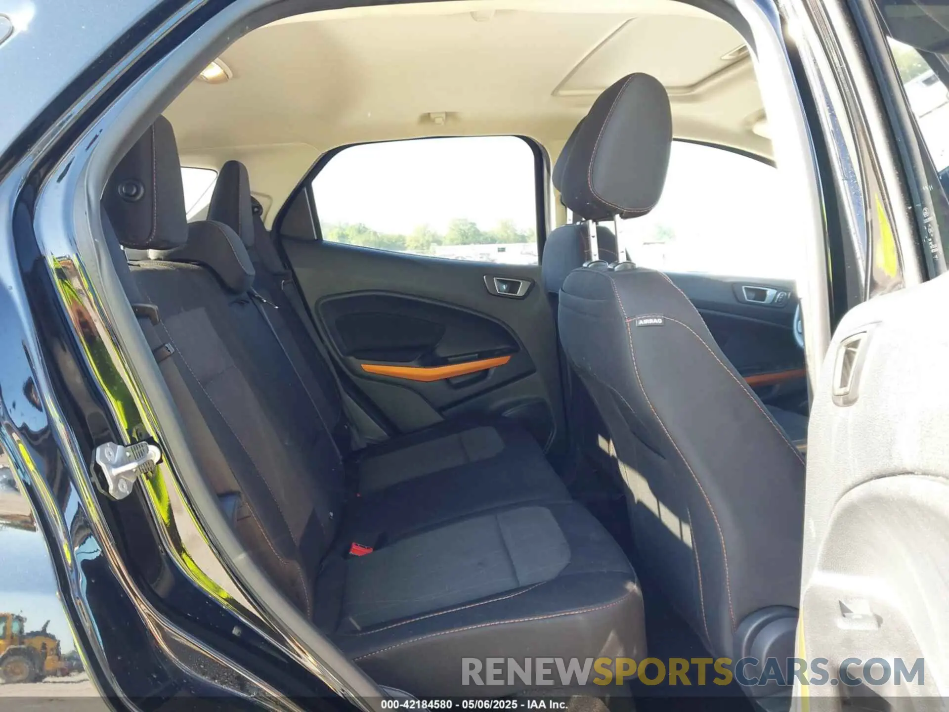8 fotografías del automóvil dañado MAJ3S2GEXMC442332 FORD ECOSPORT 2021