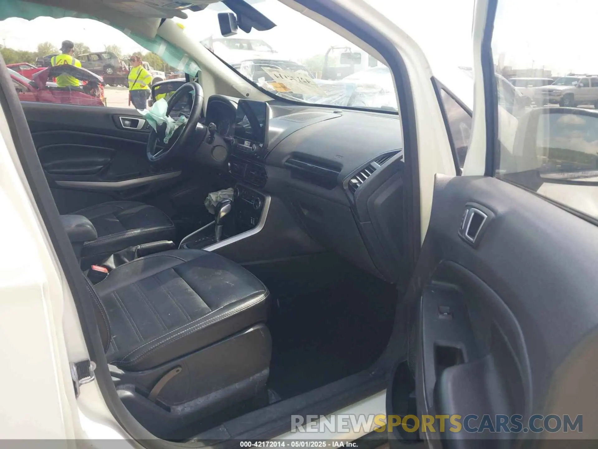 5 fotografías del automóvil dañado MAJ3S2KE3MC400477 FORD ECOSPORT 2021
