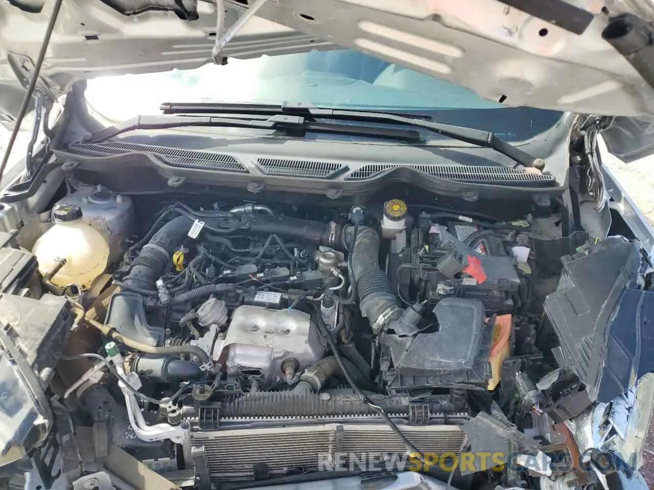 13 fotografías del automóvil dañado MAJ3S2KE8MC408610 FORD ECOSPORT 2021