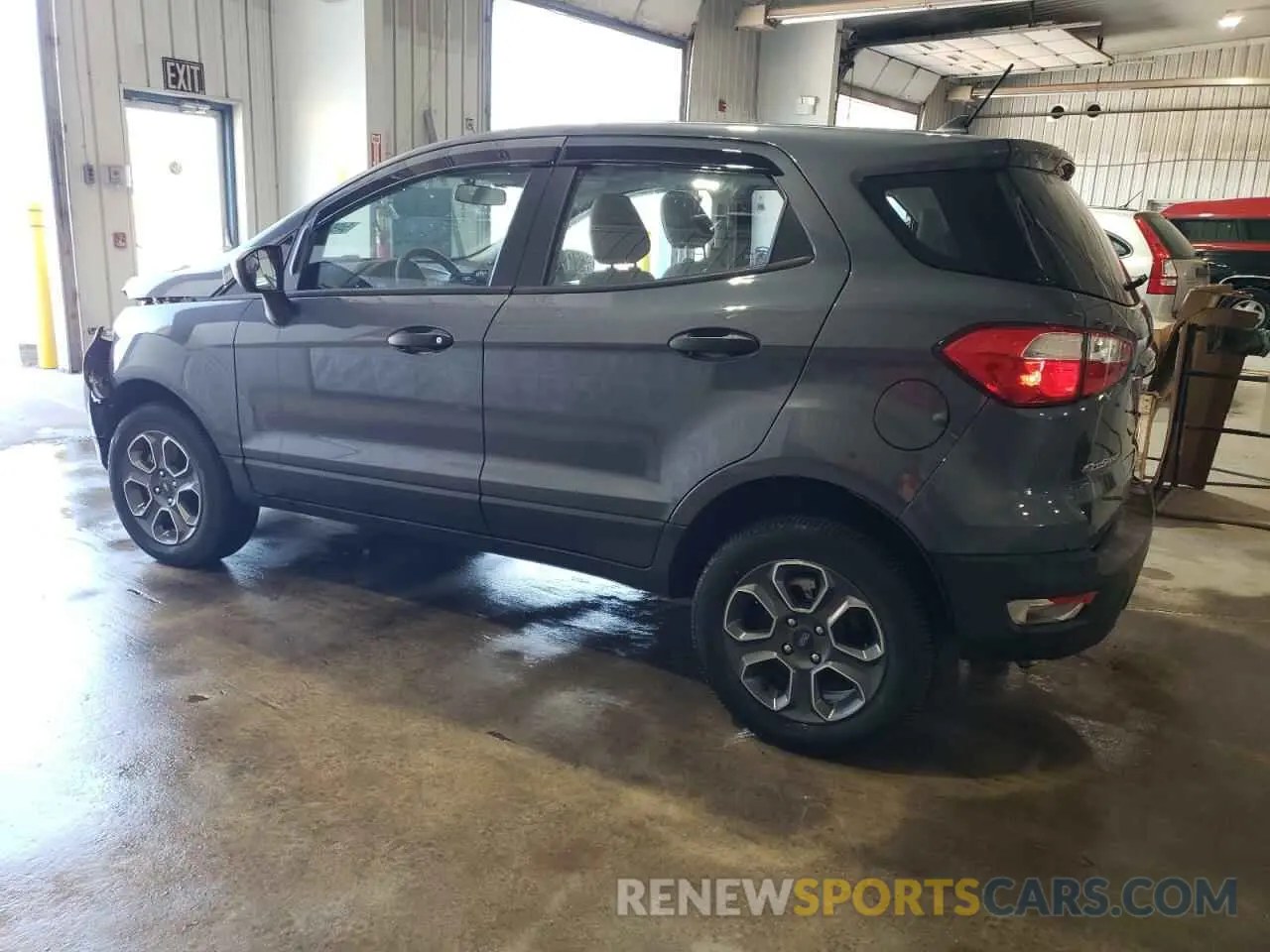 2 fotografías del automóvil dañado MAJ6S3FL3MC454437 FORD ECOSPORT 2021