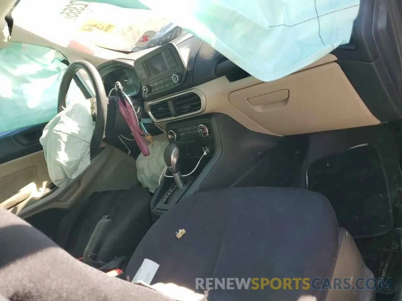 8 fotografías del automóvil dañado MAJ6S3FLXMC455214 FORD ECOSPORT 2021