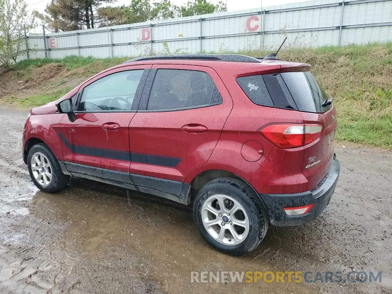 2 fotografías del automóvil dañado MAJ6S3GL4MC397650 FORD ECOSPORT 2021