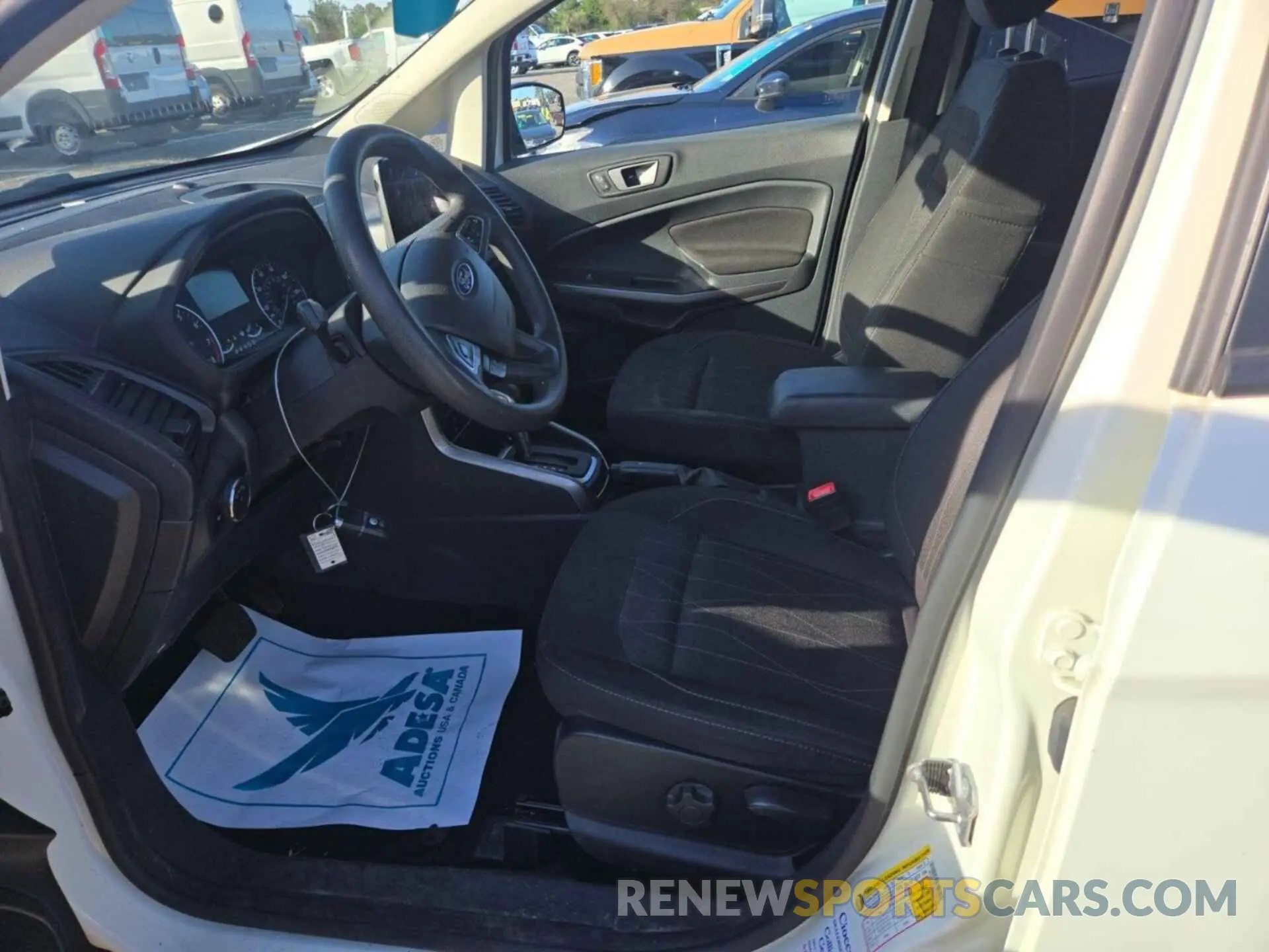 2 fotografías del automóvil dañado MAJ6S3GL4MC452792 FORD ECOSPORT 2021