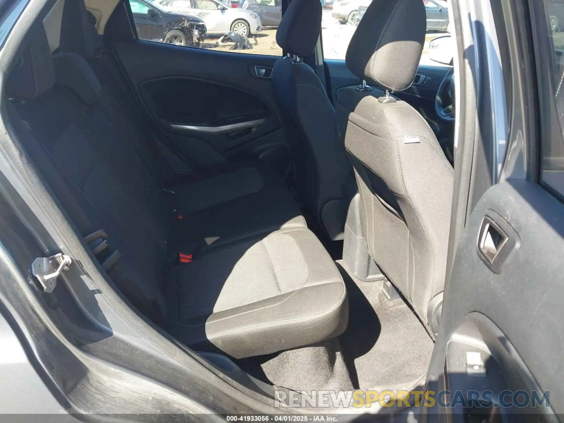 8 fotografías del automóvil dañado MAJ6S3GL5MC402936 FORD ECOSPORT 2021