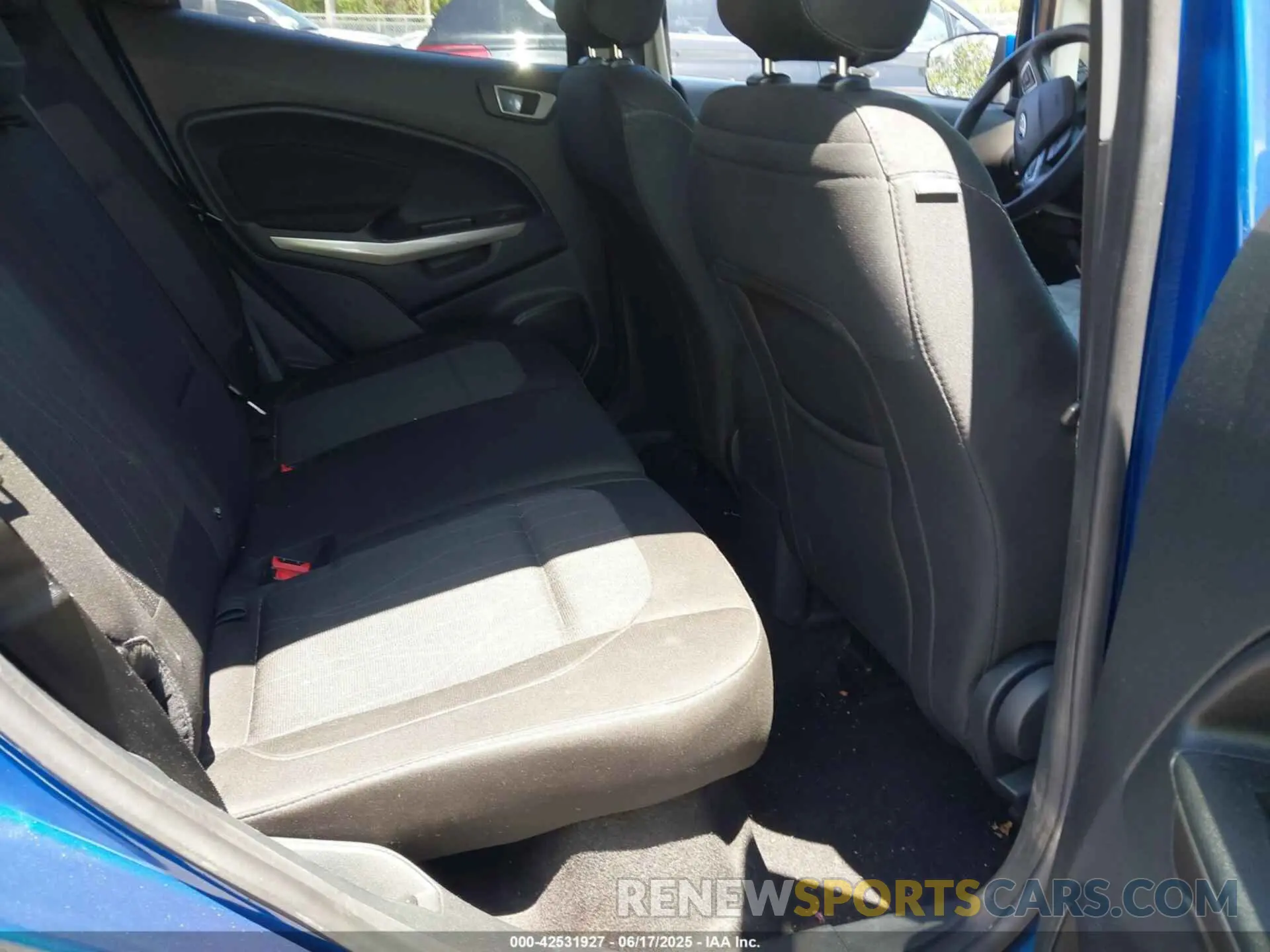8 fotografías del automóvil dañado MAJ6S3GL5MC451215 FORD ECOSPORT 2021