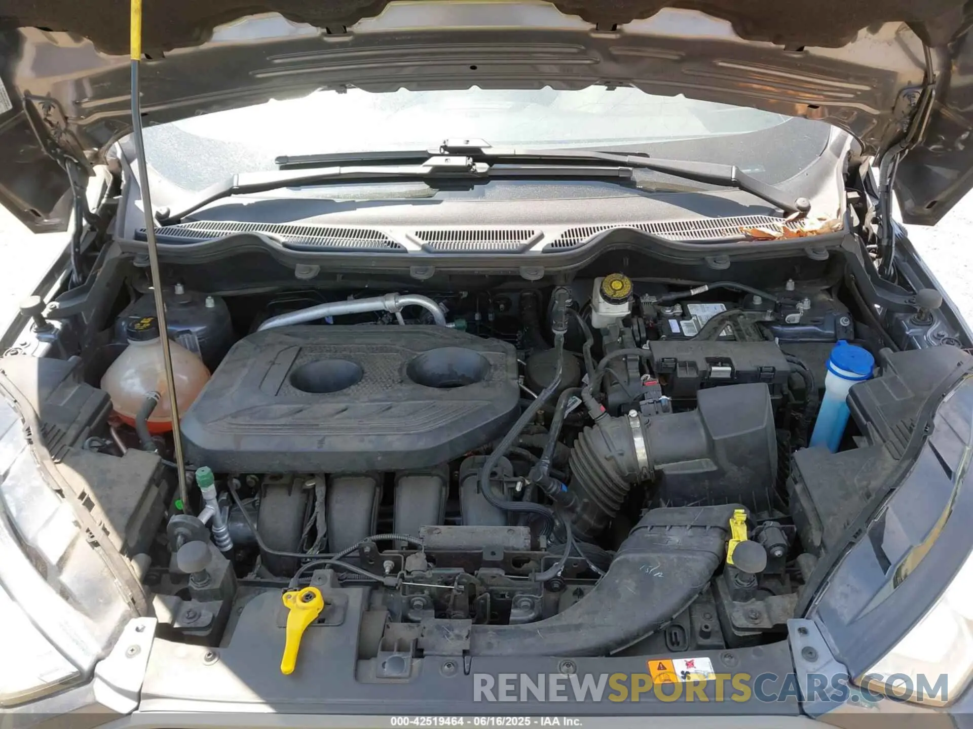 10 fotografías del automóvil dañado MAJ6S3GL6MC454589 FORD ECOSPORT 2021