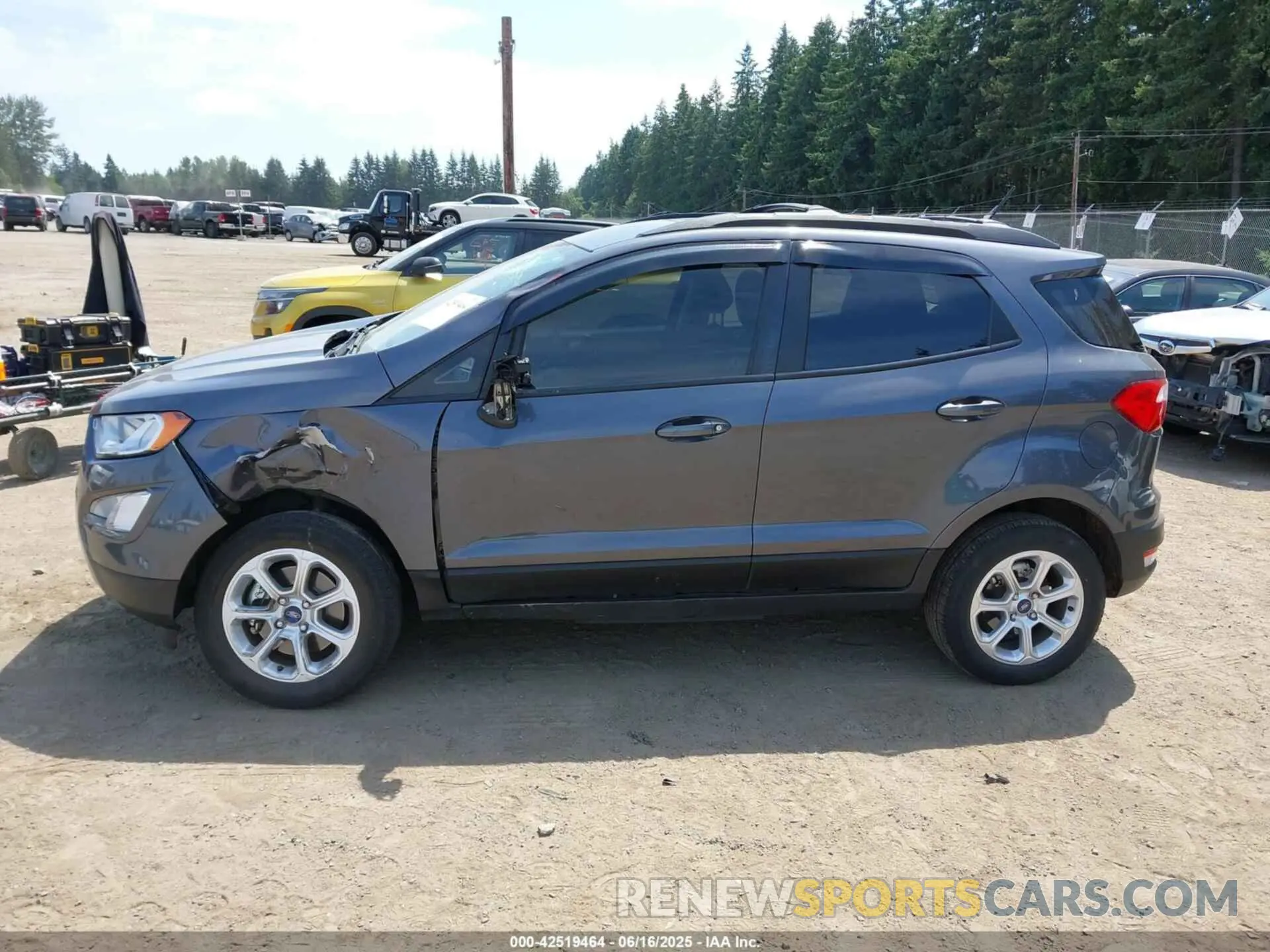 14 fotografías del automóvil dañado MAJ6S3GL6MC454589 FORD ECOSPORT 2021
