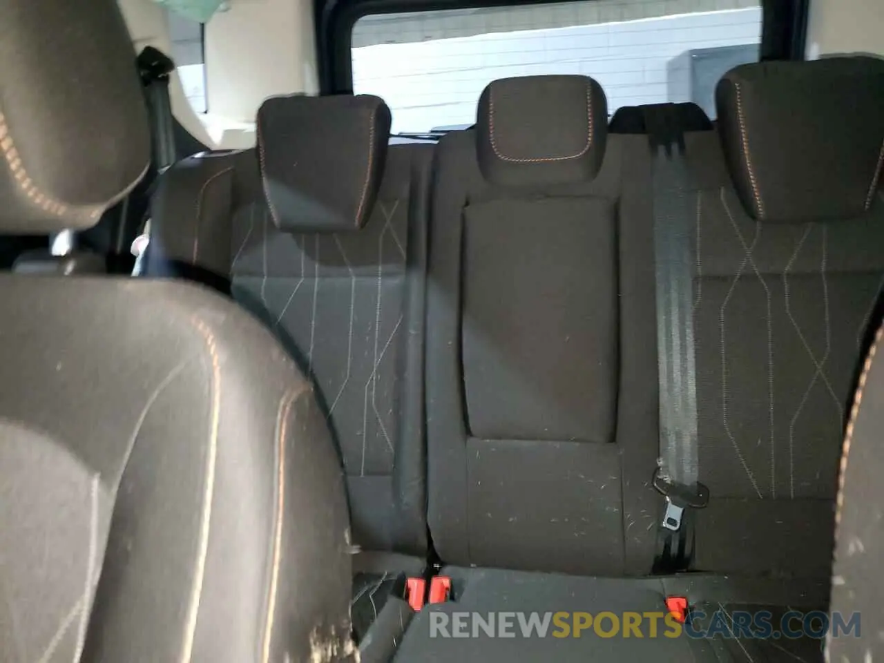 10 fotografías del automóvil dañado MAJ6S3GL8MC437244 FORD ECOSPORT 2021