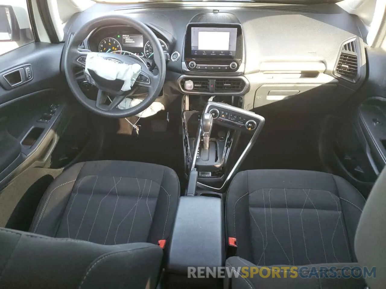 8 fotografías del automóvil dañado MAJ6S3GL9MC425314 FORD ECOSPORT 2021