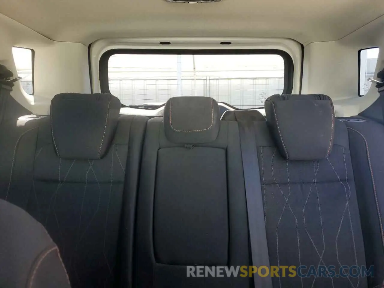 10 fotografías del automóvil dañado MAJ6S3GL9MC436202 FORD ECOSPORT 2021
