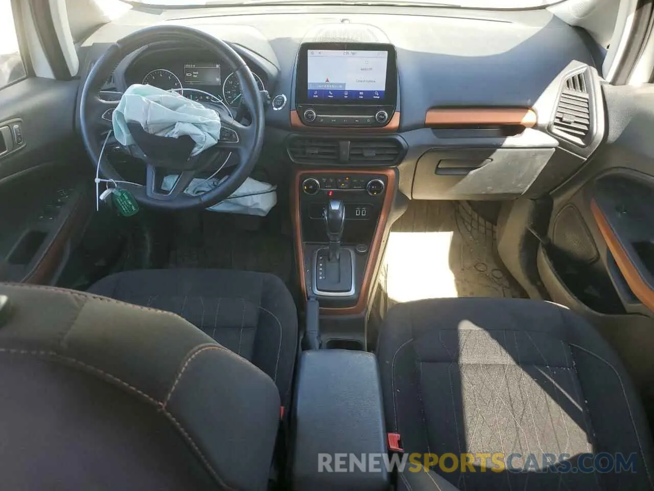 8 fotografías del automóvil dañado MAJ6S3GL9MC436202 FORD ECOSPORT 2021