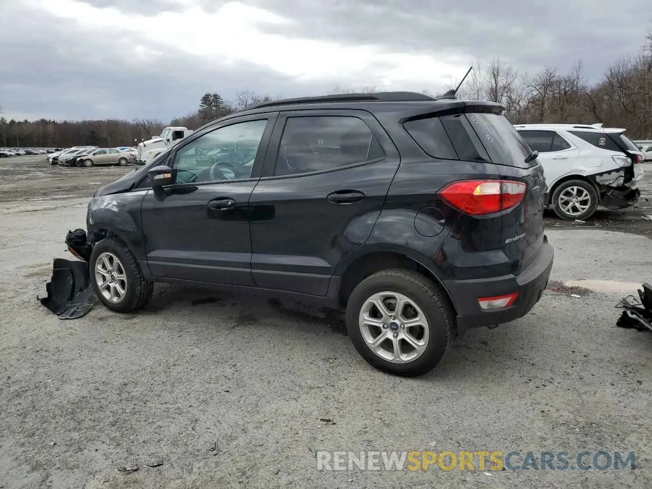 2 fotografías del automóvil dañado MAJ6S3GLXMC403631 FORD ECOSPORT 2021