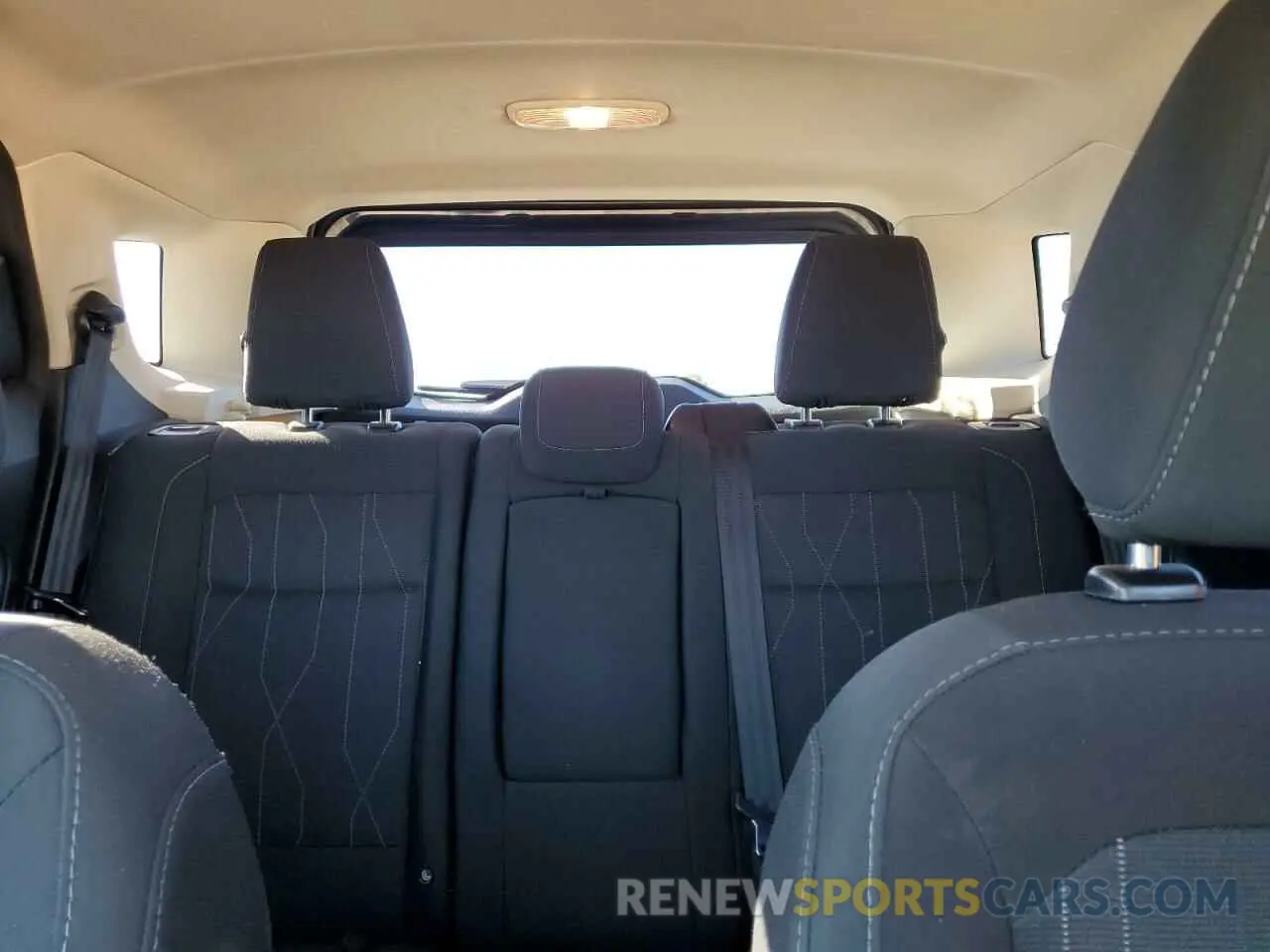 10 fotografías del automóvil dañado MAJ6S3GLXMC425340 FORD ECOSPORT 2021