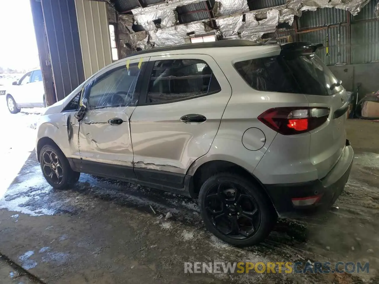 2 fotografías del automóvil dañado MAJ6S3JL0MC412797 FORD ECOSPORT 2021