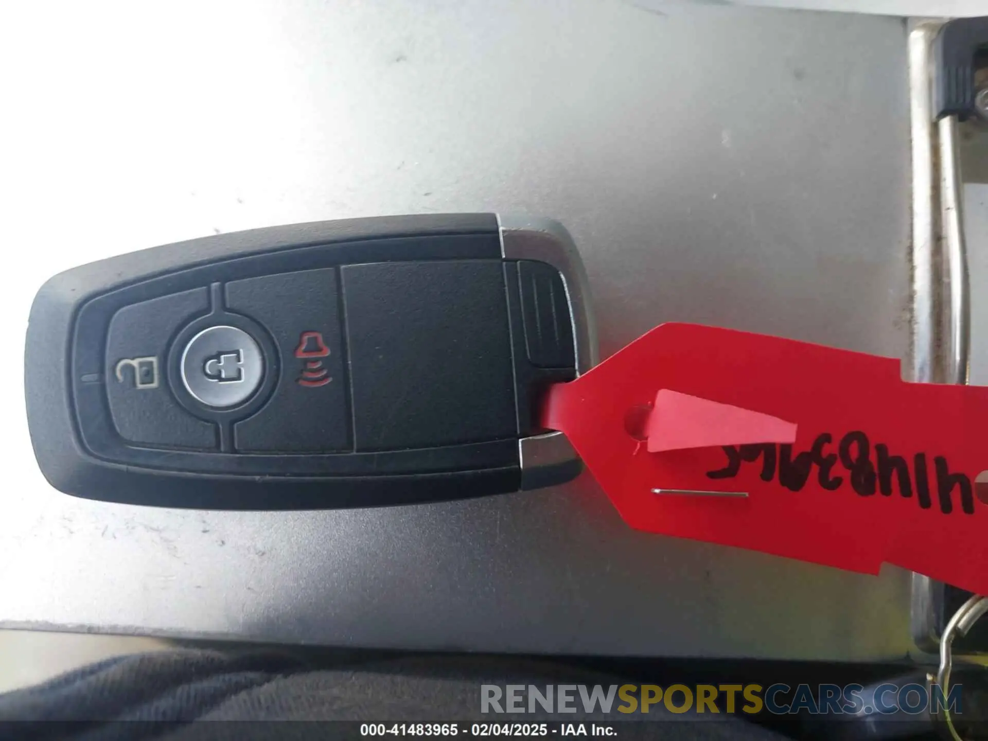 11 fotografías del automóvil dañado MAJ6S3JL2MC424921 FORD ECOSPORT 2021