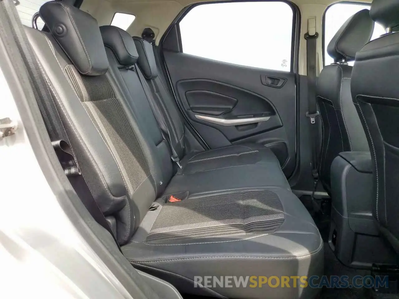 11 fotografías del automóvil dañado MAJ6S3JL6MC455038 FORD ECOSPORT 2021