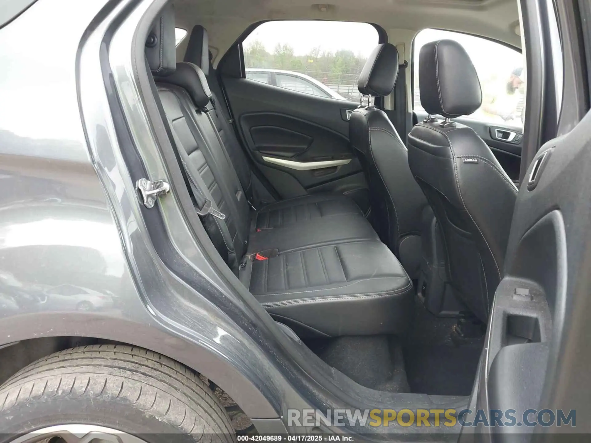 8 fotografías del automóvil dañado MAJ6S3KL5MC452064 FORD ECOSPORT 2021