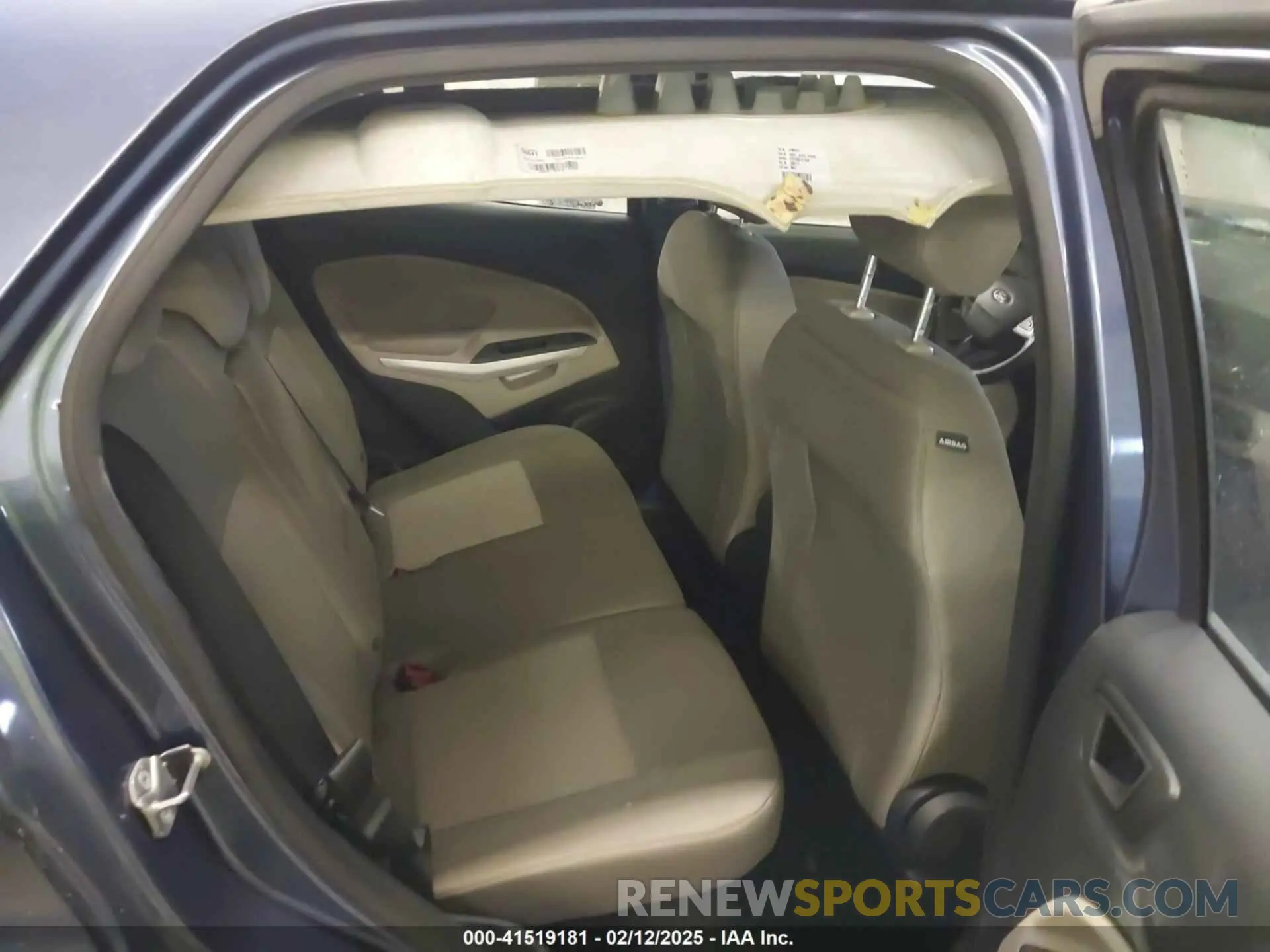 8 fotografías del automóvil dañado MAJ6S3FL0NC457085 FORD ECOSPORT 2022