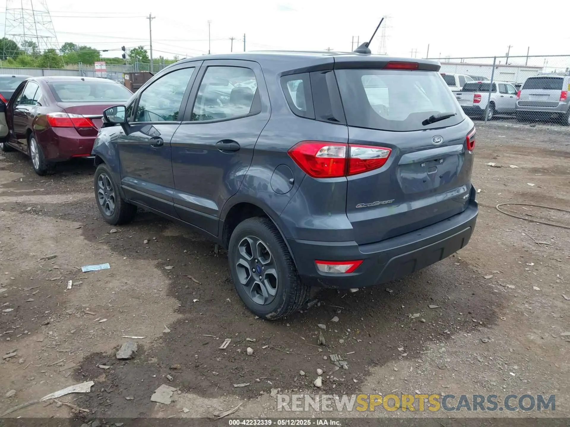 3 fotografías del automóvil dañado MAJ6S3FLXNC460253 FORD ECOSPORT 2022
