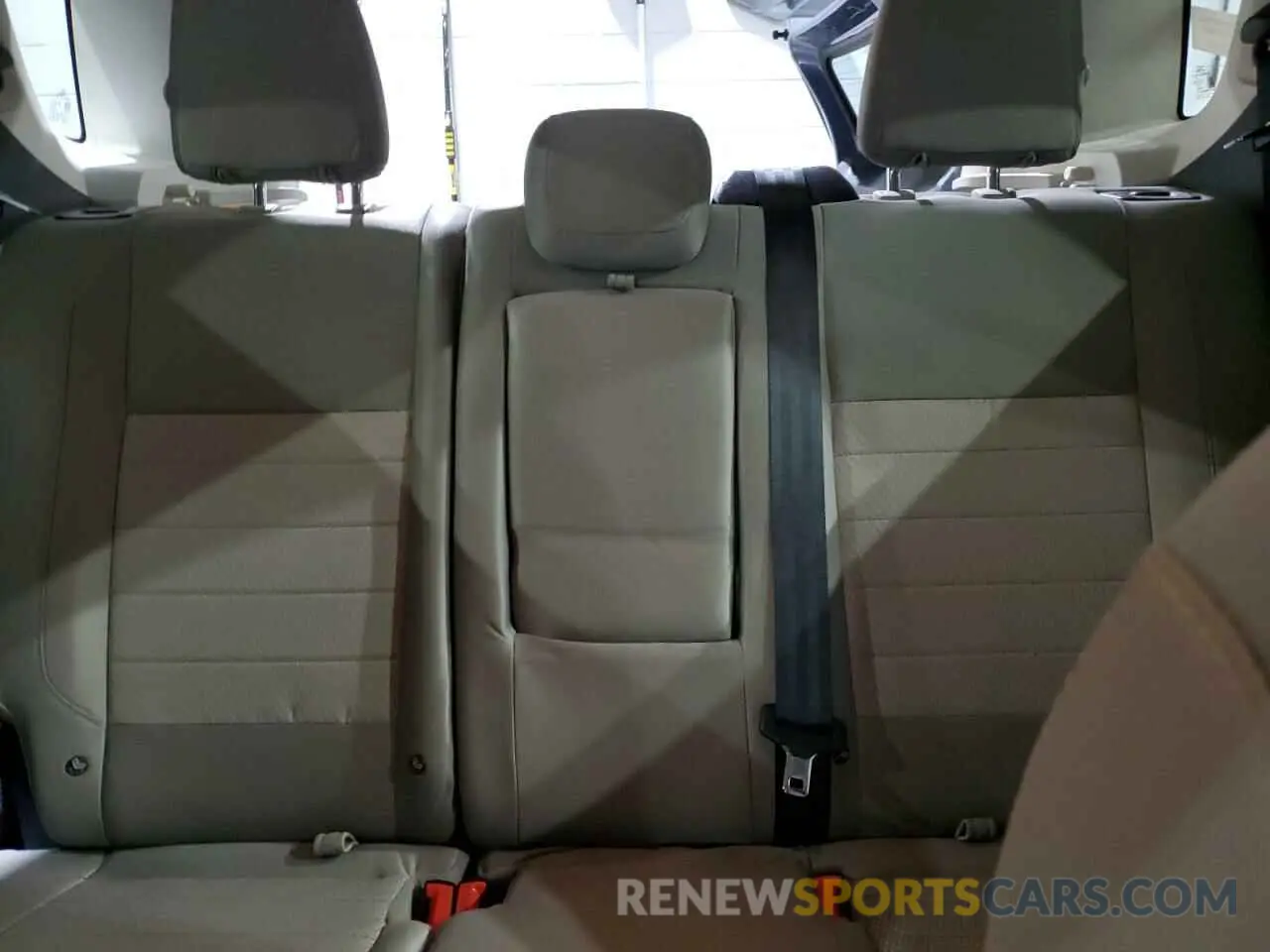 10 fotografías del automóvil dañado MAJ6S3FLXNC472788 FORD ECOSPORT 2022