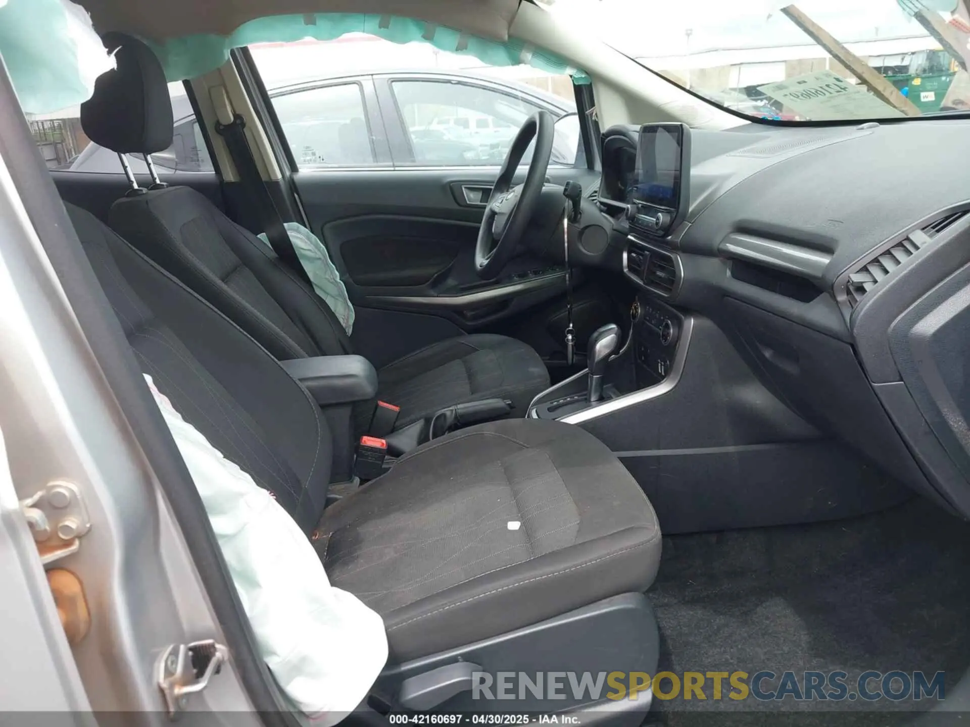 5 fotografías del automóvil dañado MAJ6S3GL4NC469920 FORD ECOSPORT 2022