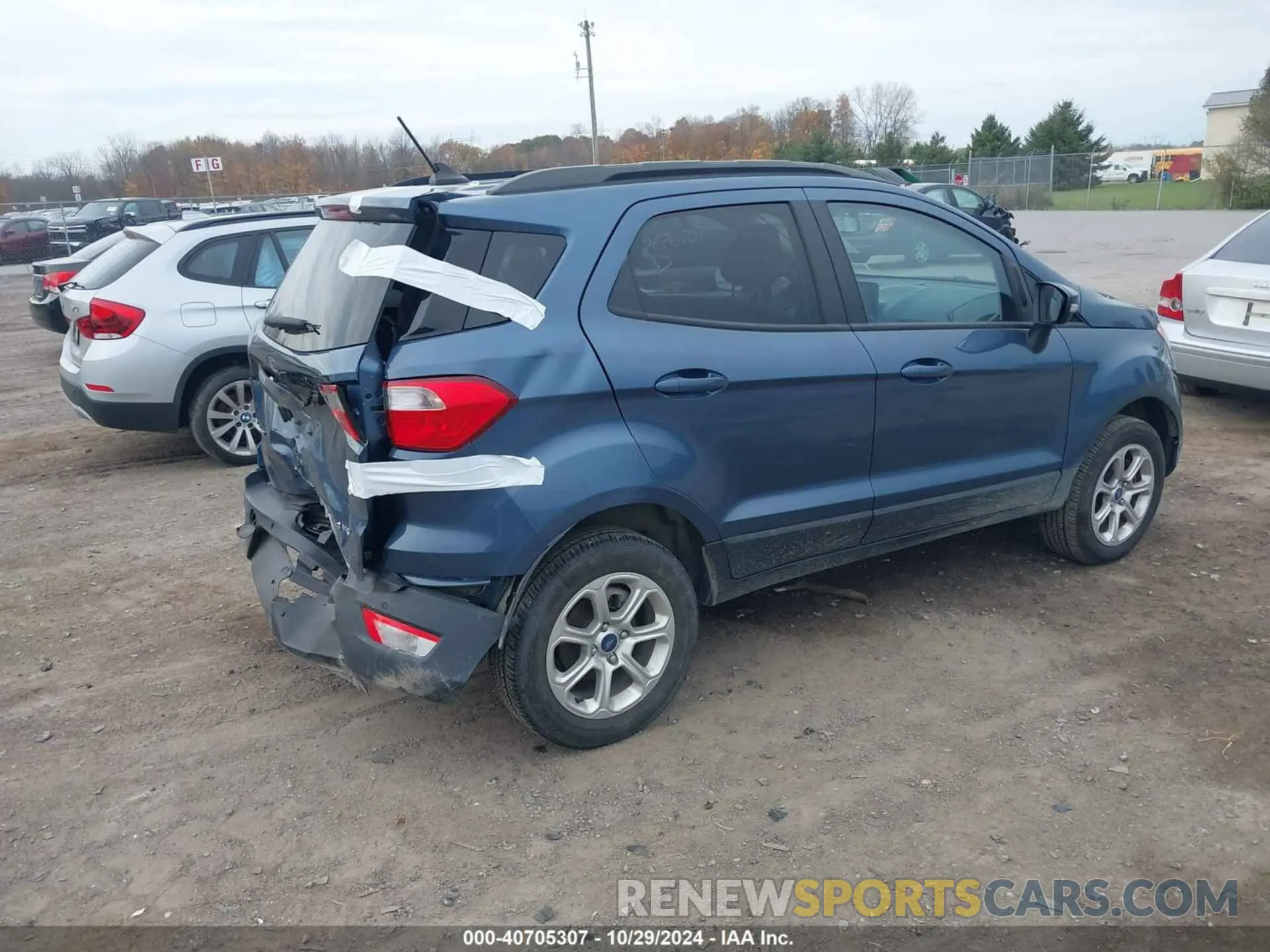 4 fotografías del automóvil dañado MAJ6S3GL5NC472616 FORD ECOSPORT 2022