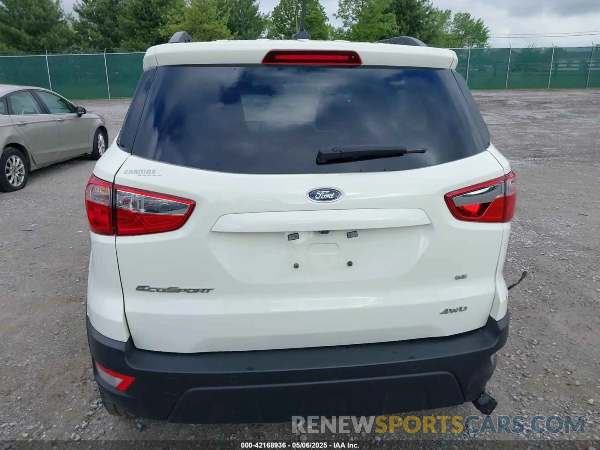 15 fotografías del automóvil dañado MAJ6S3GL5NC474320 FORD ECOSPORT 2022
