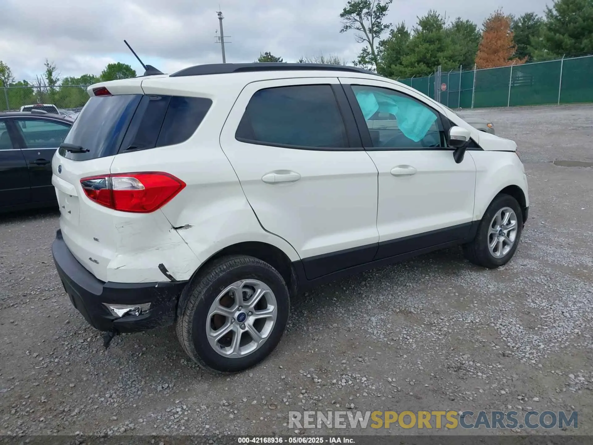 4 fotografías del automóvil dañado MAJ6S3GL5NC474320 FORD ECOSPORT 2022