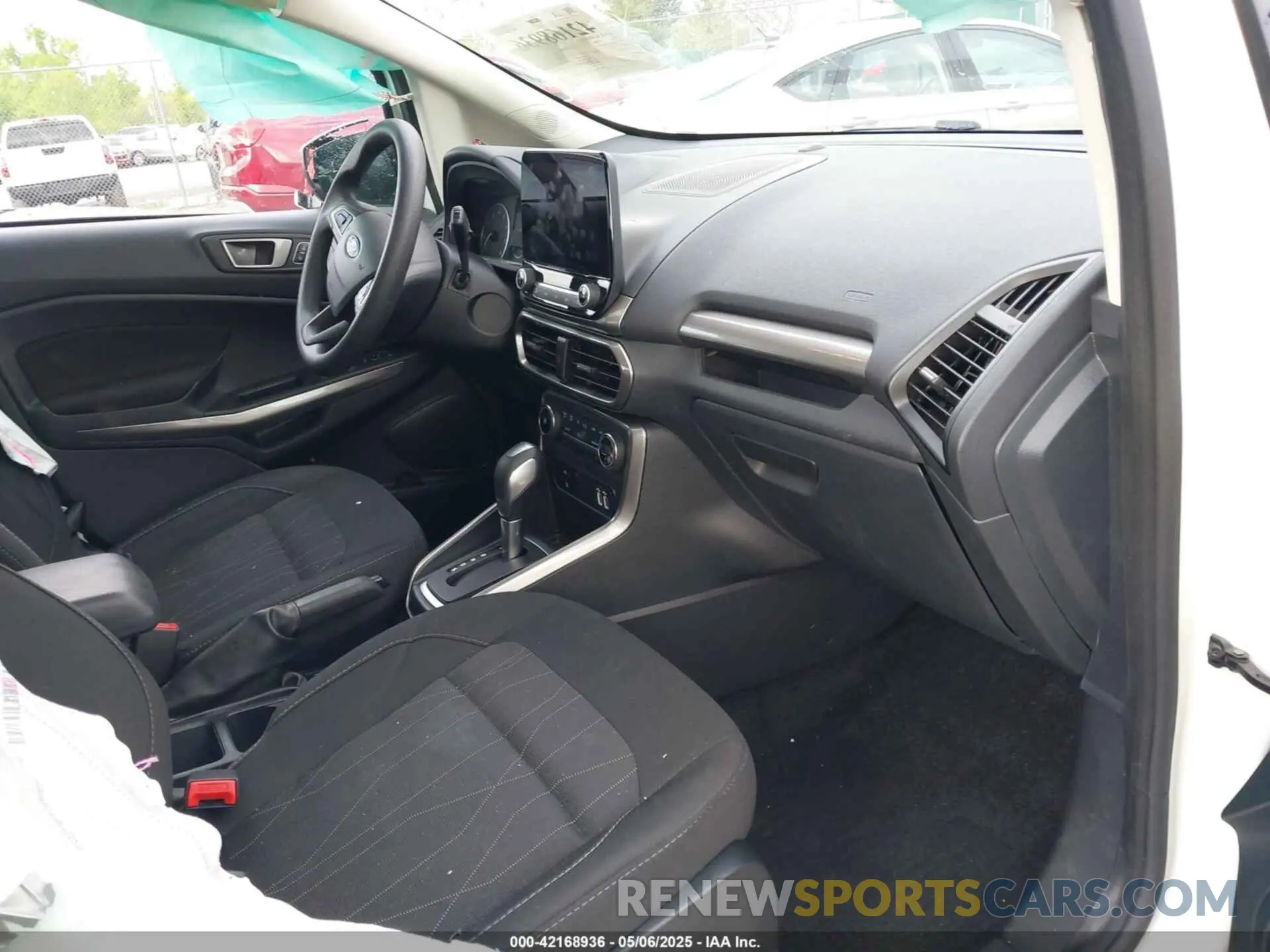 5 fotografías del automóvil dañado MAJ6S3GL5NC474320 FORD ECOSPORT 2022