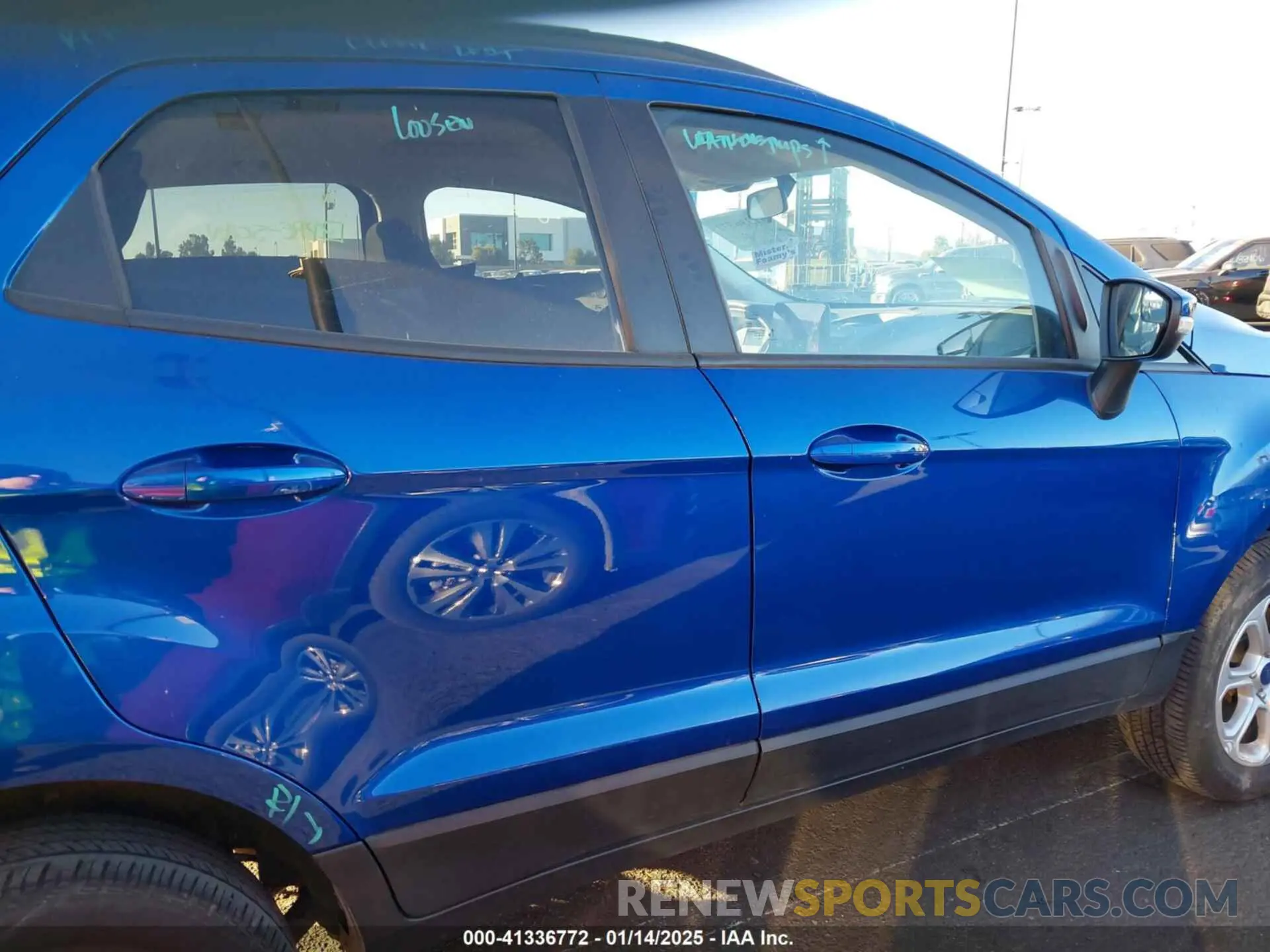 14 fotografías del automóvil dañado MAJ6S3GL8NC470049 FORD ECOSPORT 2022