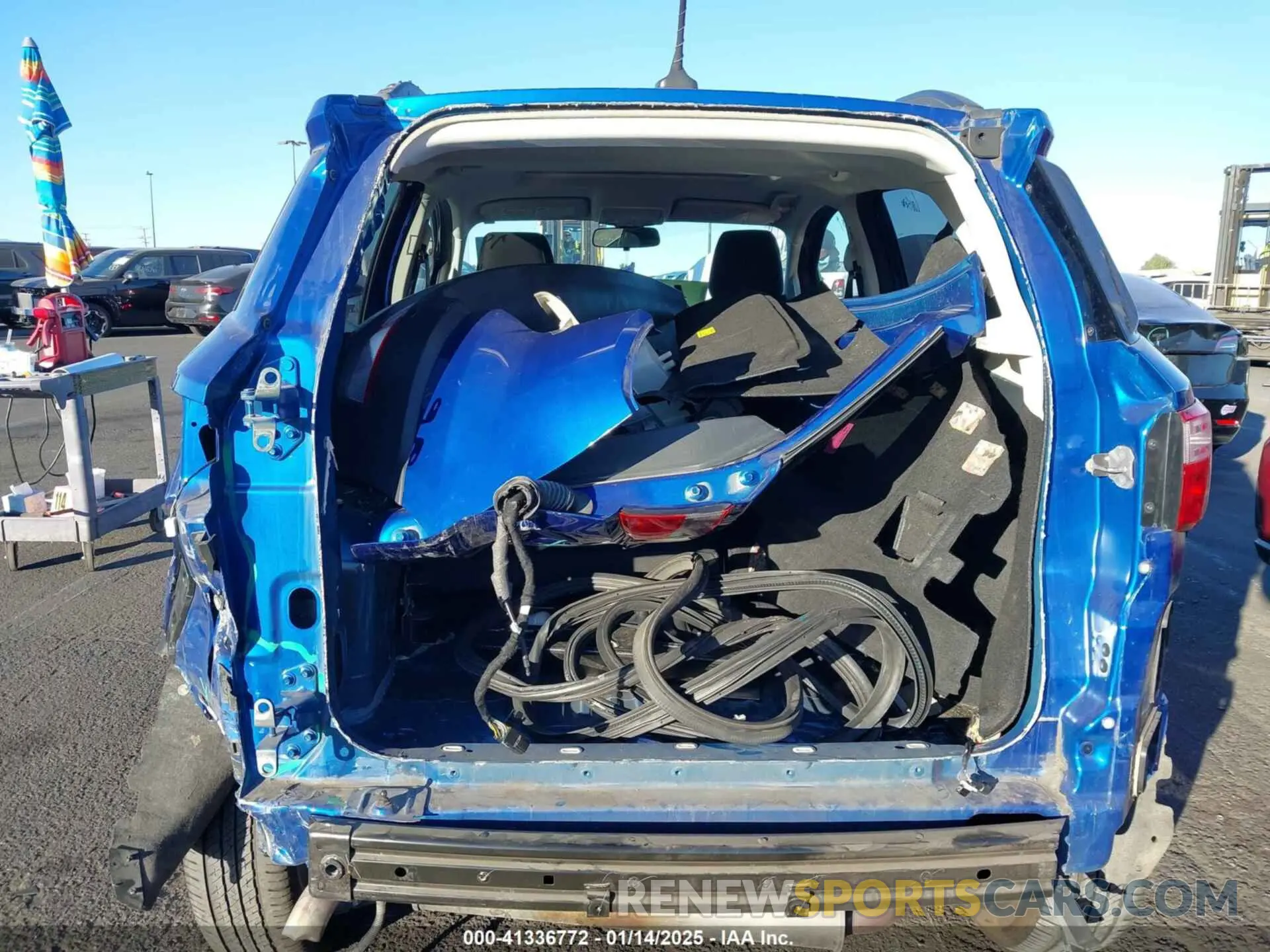 17 fotografías del automóvil dañado MAJ6S3GL8NC470049 FORD ECOSPORT 2022