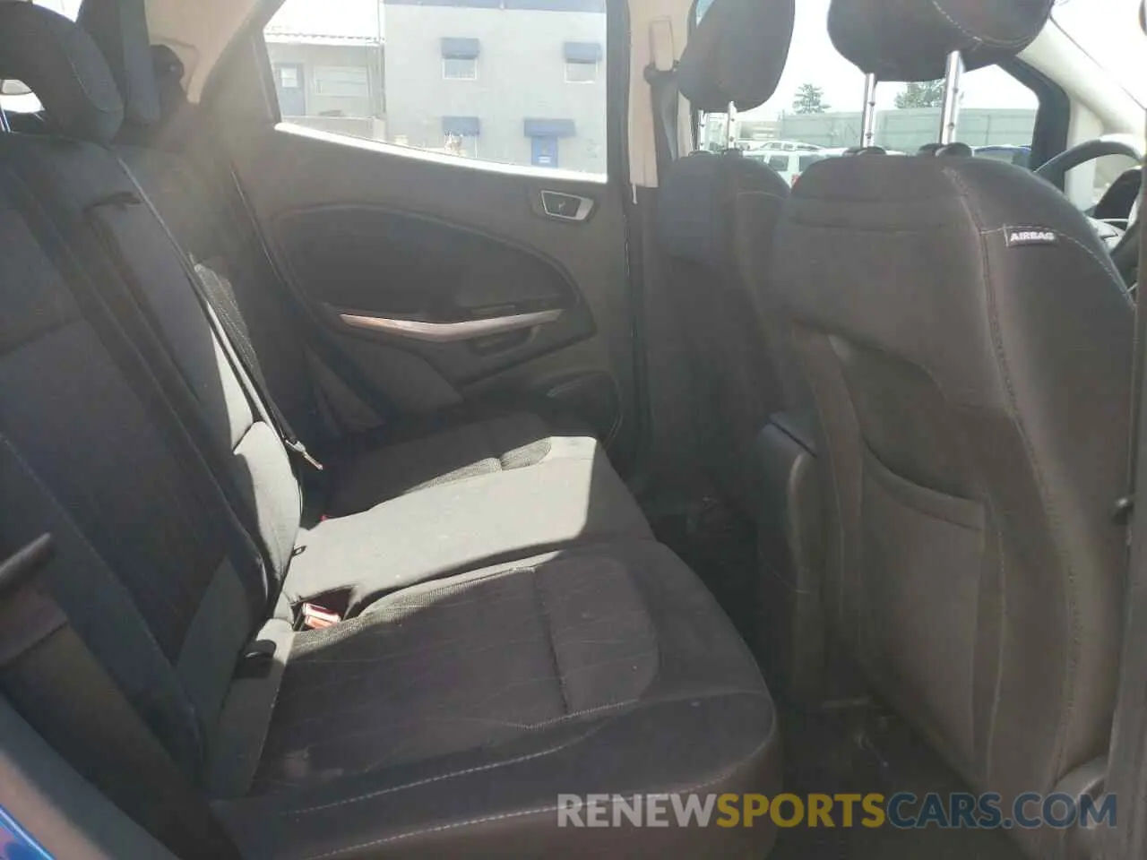 11 fotografías del automóvil dañado MAJ6S3GL9NC468214 FORD ECOSPORT 2022
