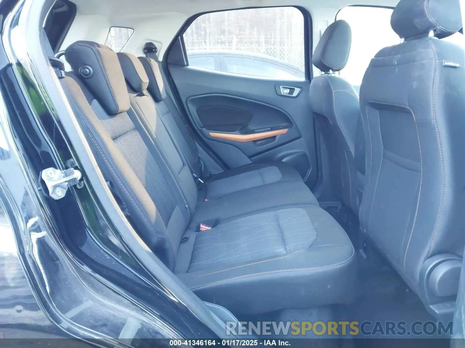 8 fotografías del automóvil dañado MAJ6S3GLXNC460784 FORD ECOSPORT 2022