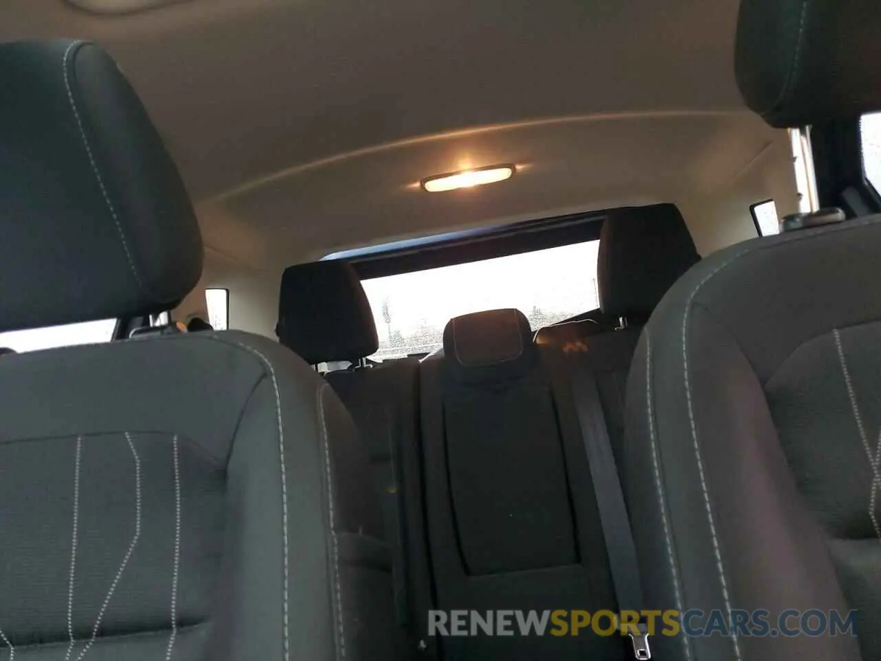 10 fotografías del automóvil dañado MAJ6S3GLXNC466570 FORD ECOSPORT 2022