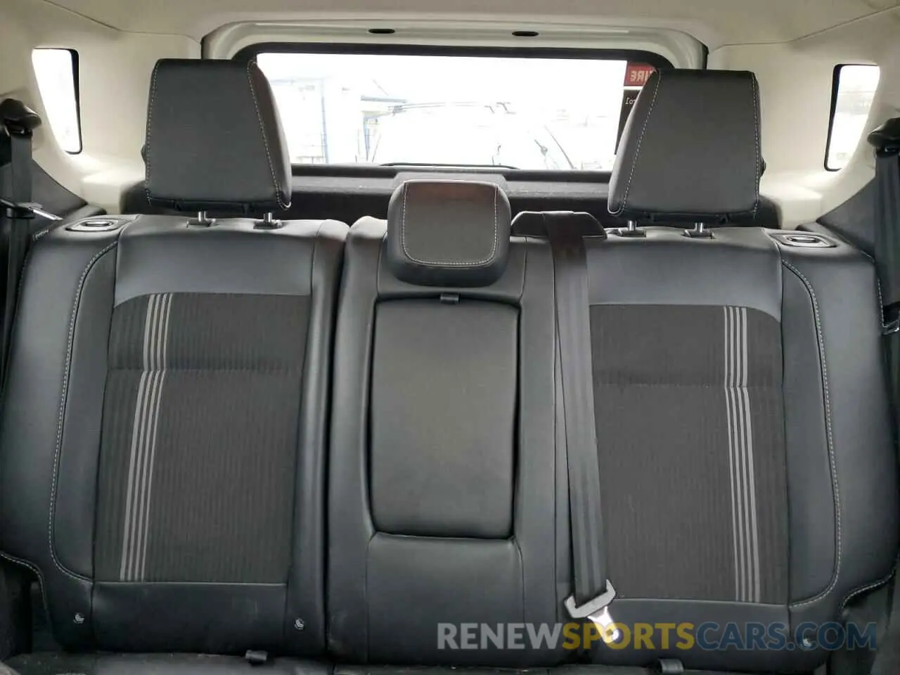 10 fotografías del automóvil dañado MAJ6S3JL3NC462403 FORD ECOSPORT 2022